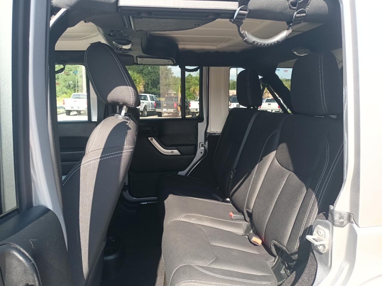Jeep Wrangler JK Unlimited Sahara 4WD 2018