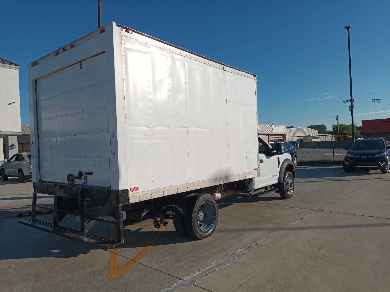 Ford F-550 Regular Cab DRW 2WD 2017
