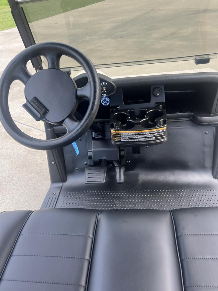 EZGO RXV  2023