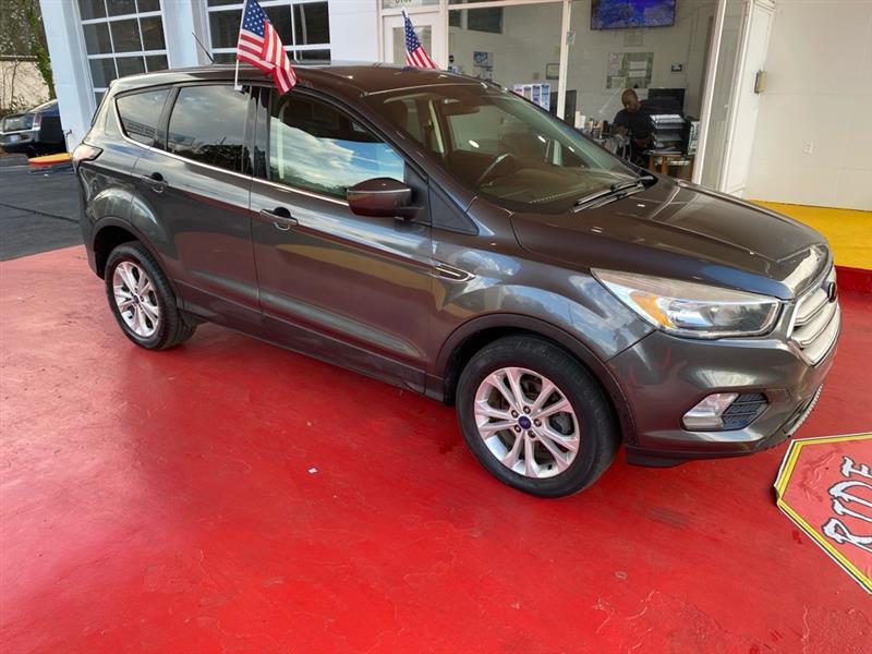 Ford Escape  2017