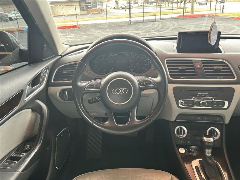 Audi Q3  2015