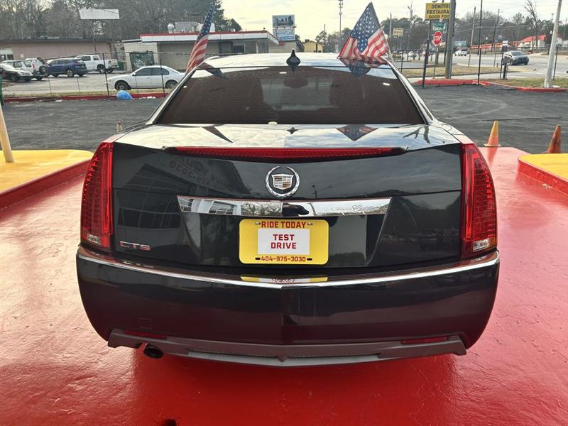 Cadillac CTS  2011