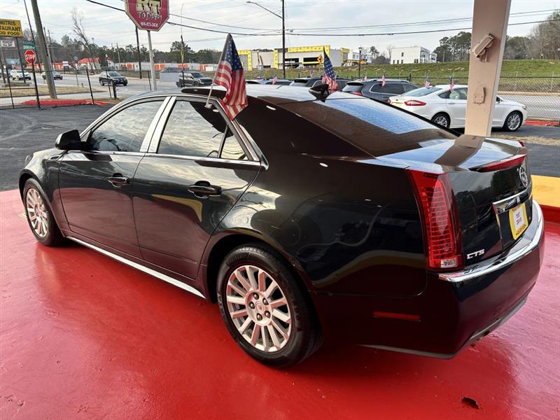 Cadillac CTS  2011
