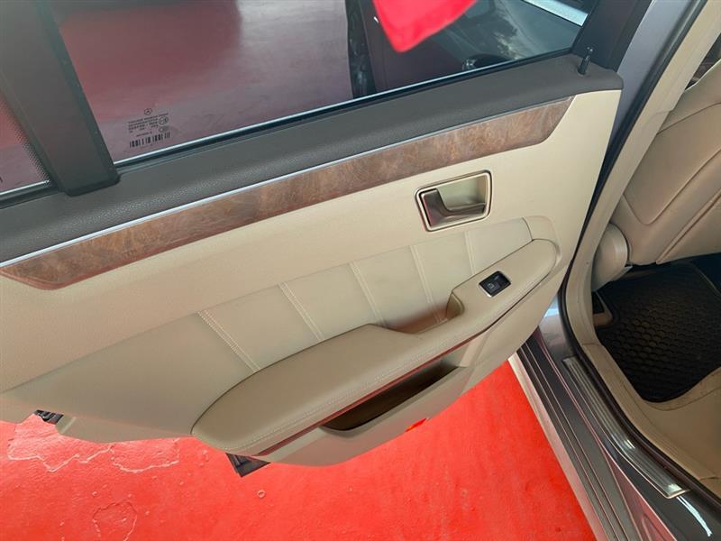 Mercedes-Benz E-Class  2012