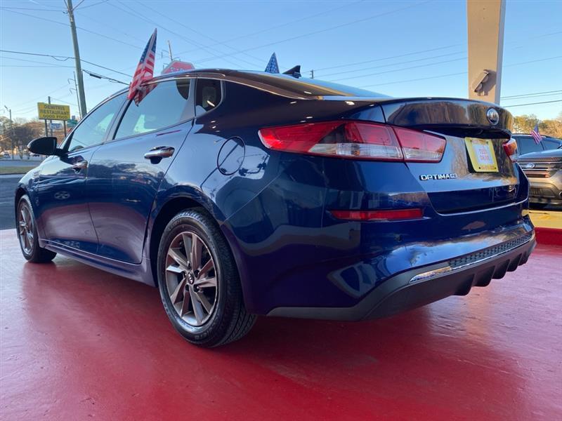 Kia Optima  2019
