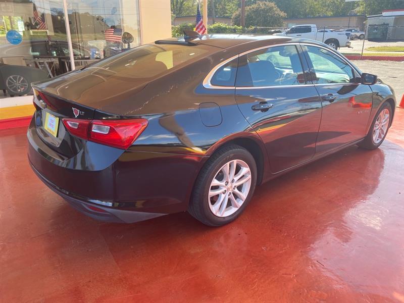 Chevrolet Malibu  2018