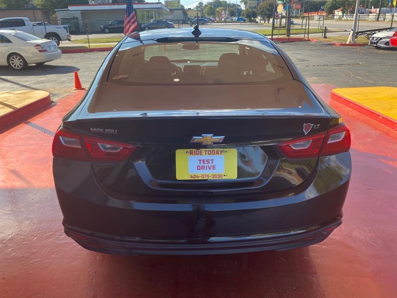 Chevrolet Malibu  2018