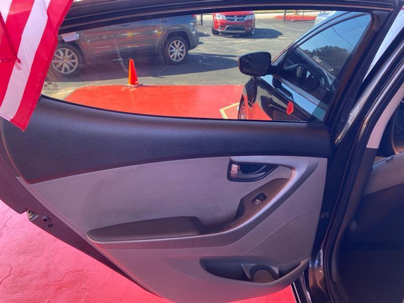 Hyundai Elantra  2014