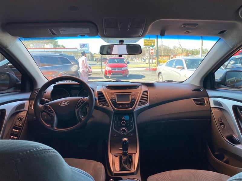 Hyundai Elantra  2014