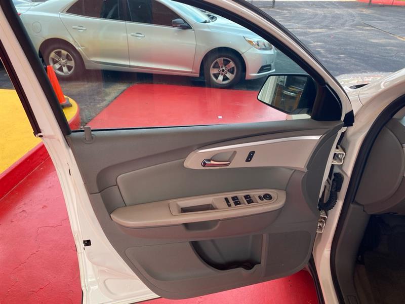 Chevrolet Traverse  2012