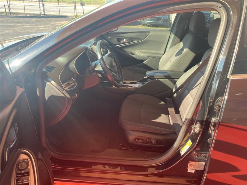 Chevrolet Malibu  2018