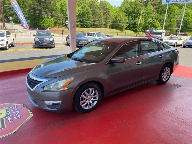 Nissan Altima  2015