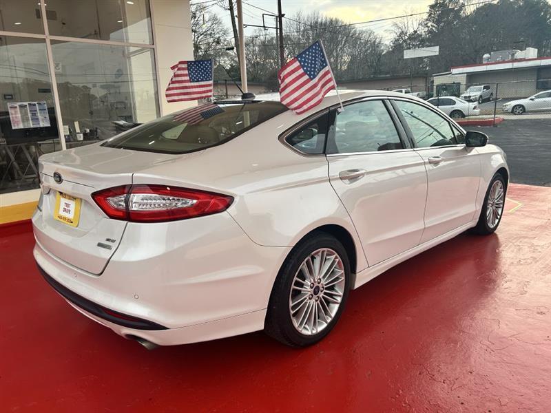 Ford Fusion  2014