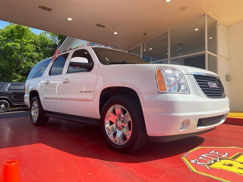 GMC Yukon XL  2008