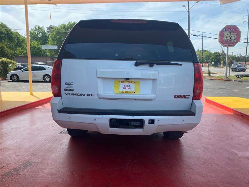 GMC Yukon XL  2008