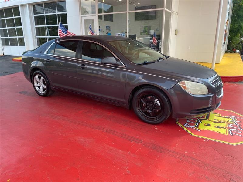 Chevrolet Malibu  2010