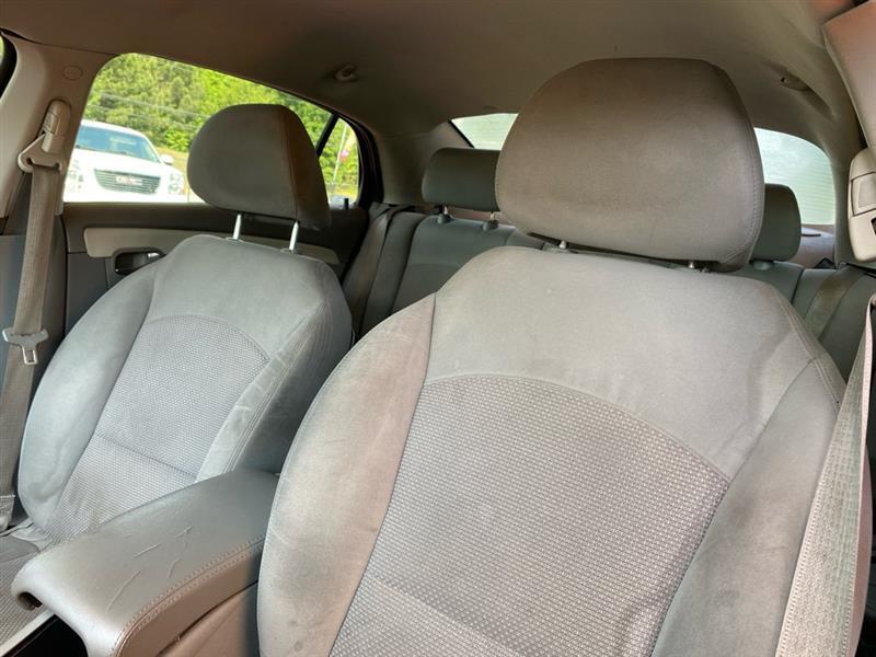 Chevrolet Malibu  2010