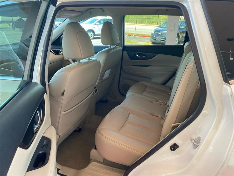 Nissan Rogue  2014