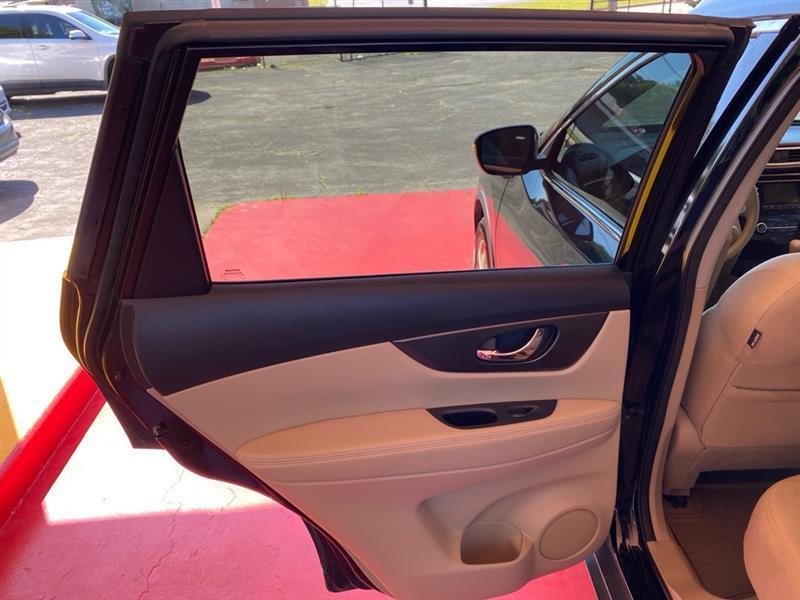 Nissan Rogue  2014