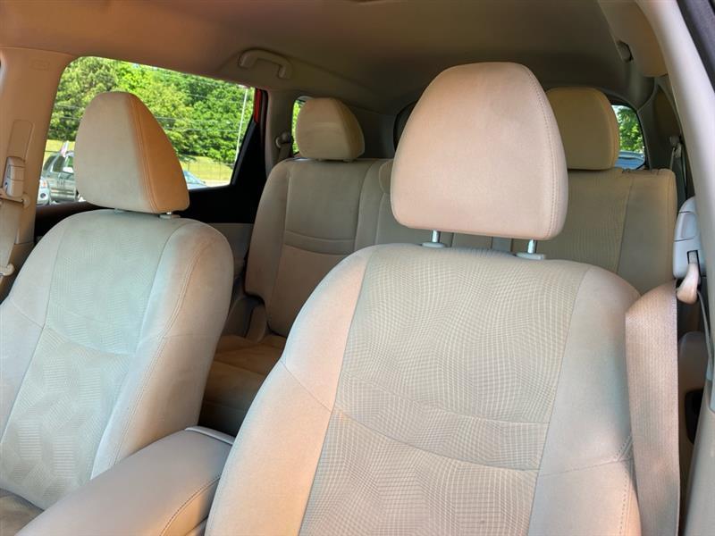 Nissan Rogue  2014