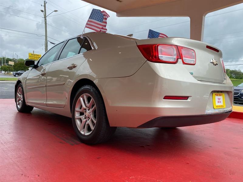 Chevrolet Malibu  2015