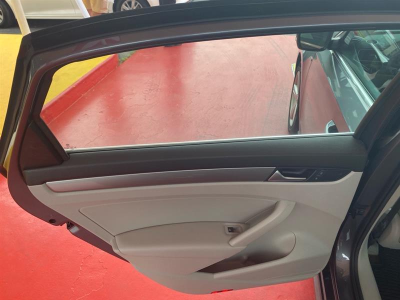 Volkswagen Passat  2015