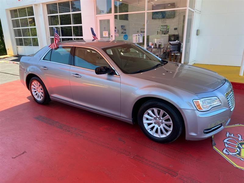 Chrysler 300  2014