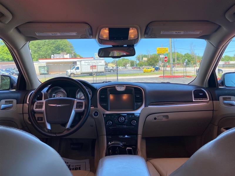 Chrysler 300  2014