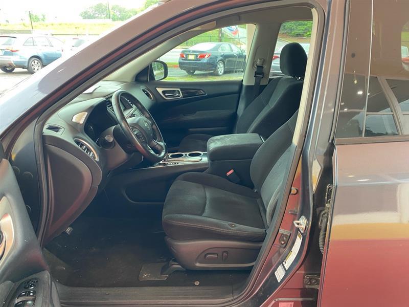 Nissan Pathfinder  2014