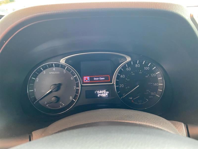 Nissan Pathfinder  2014
