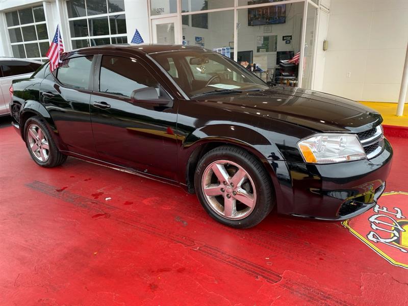 Dodge Avenger  2011