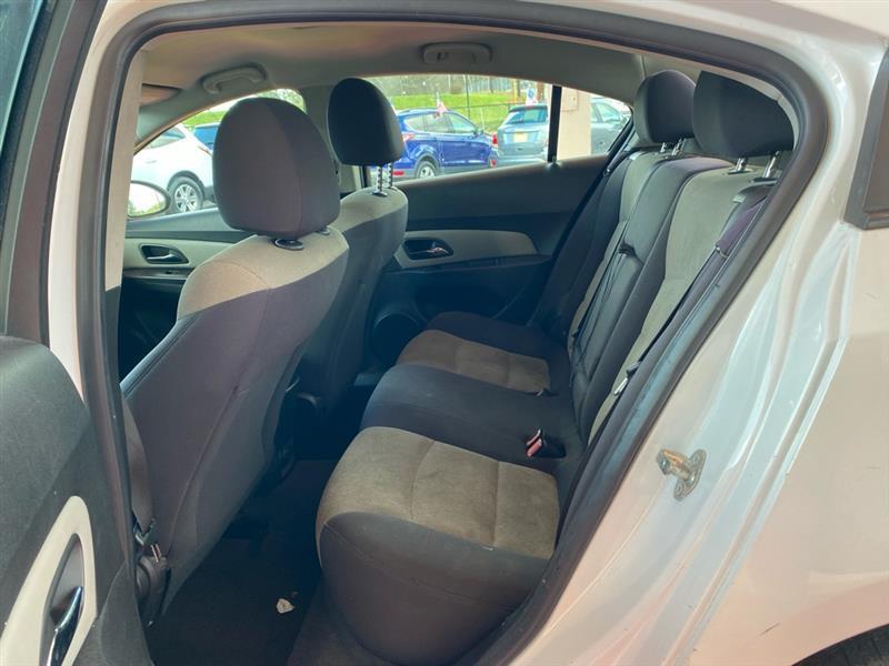 Chevrolet Cruze  2012