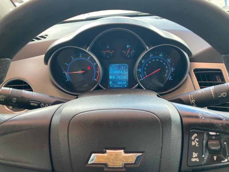 Chevrolet Cruze  2012