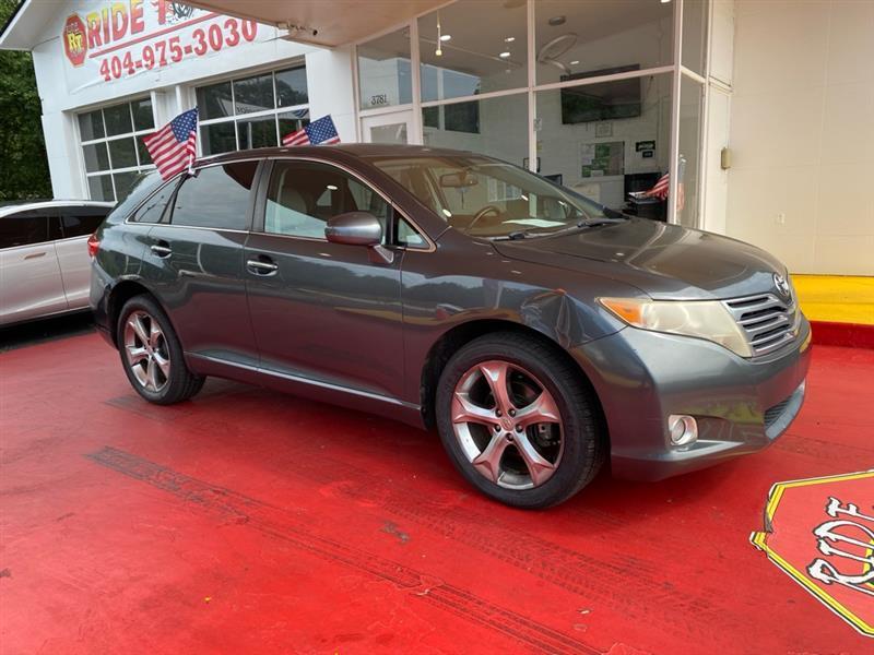 Toyota Venza  2010
