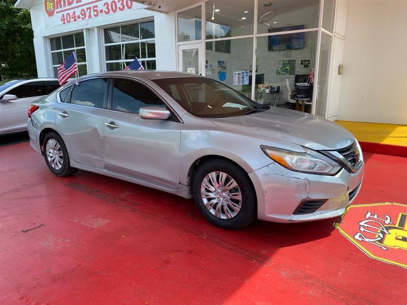 Nissan Altima  2017