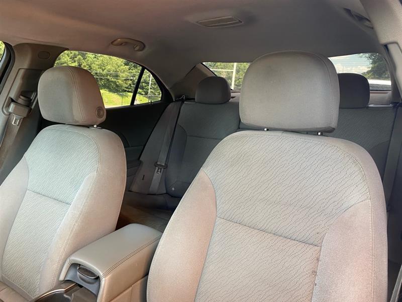 Chevrolet Malibu  2013