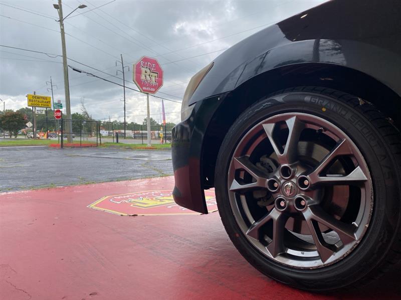 Nissan Maxima  2012