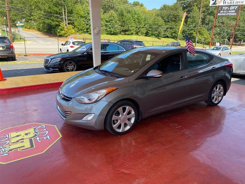 Hyundai Elantra  2013