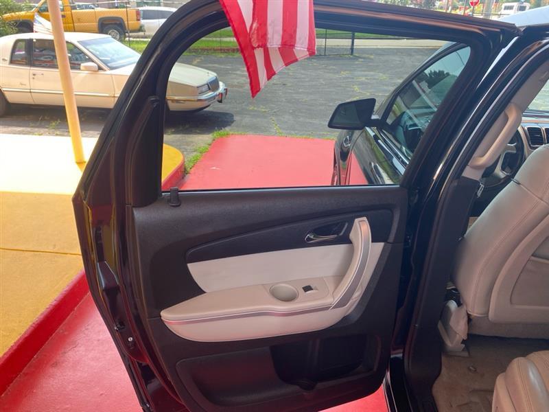 GMC Acadia  2012