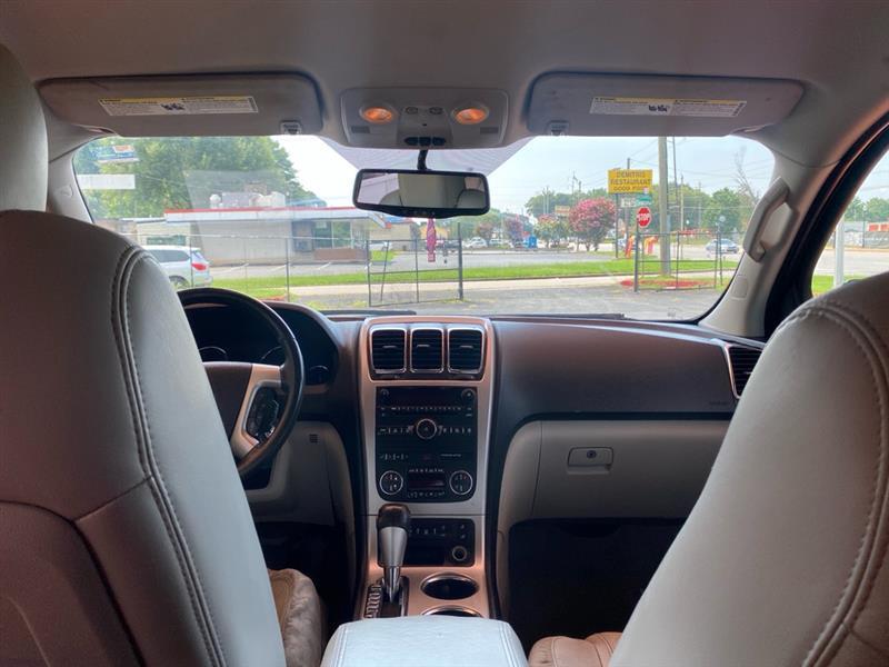 GMC Acadia  2012