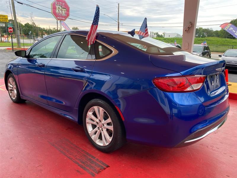 Chrysler 200  2016