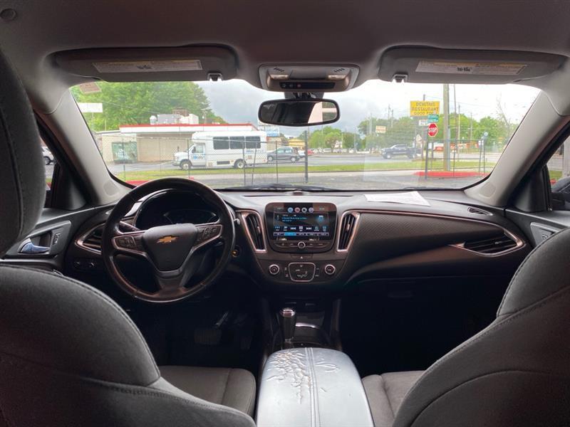 Chevrolet Malibu  2018