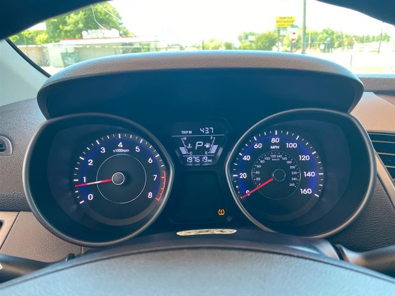 Hyundai Elantra  2014