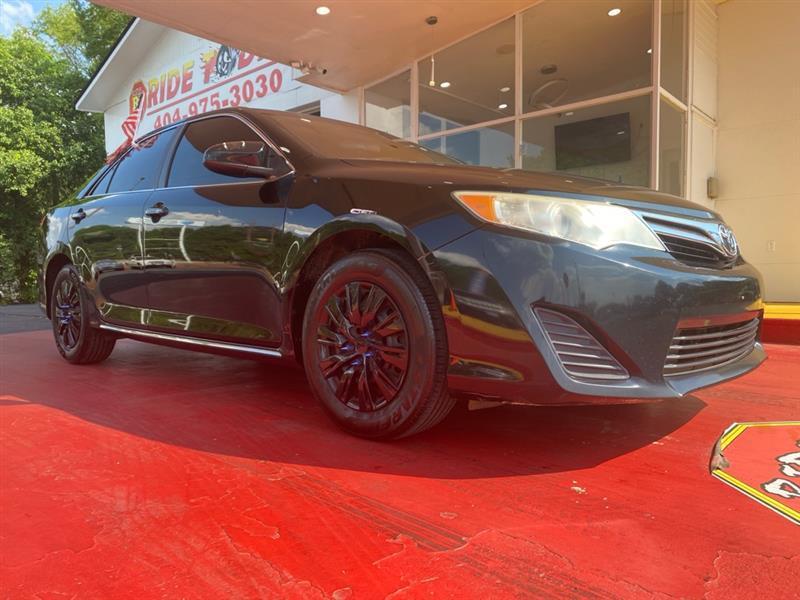 Toyota Camry  2014