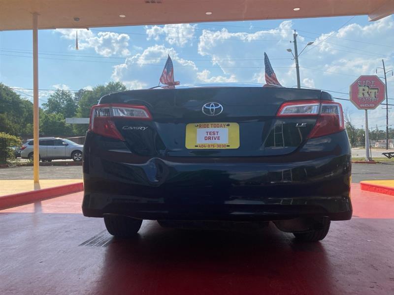 Toyota Camry  2014