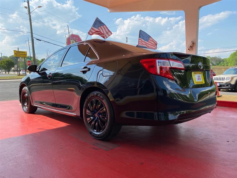 Toyota Camry  2014