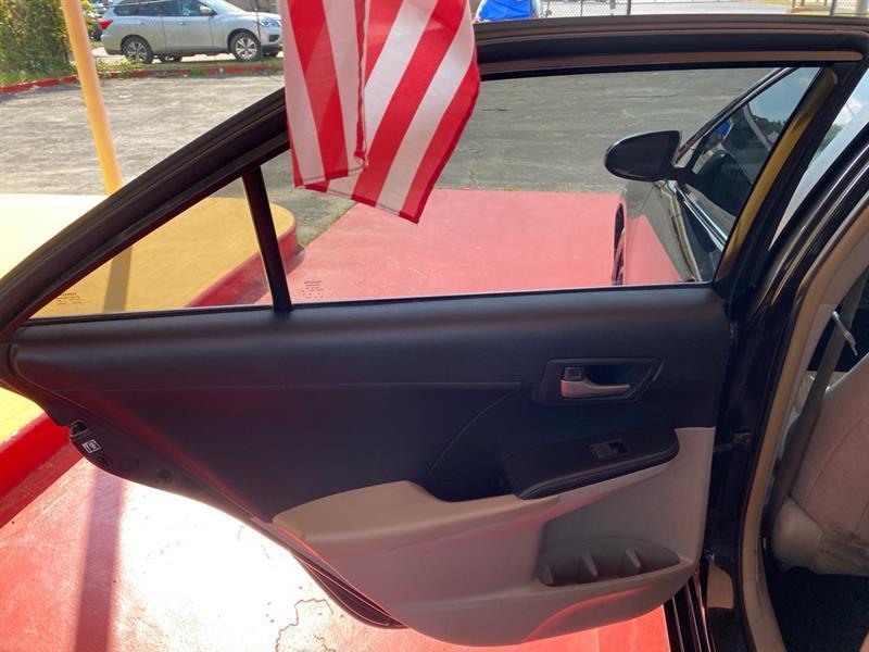 Toyota Camry  2014