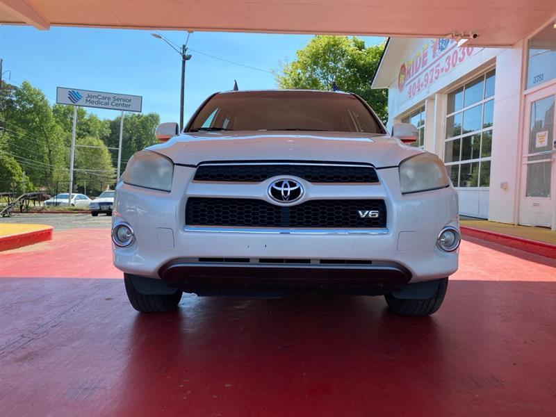 Toyota RAV4  2011