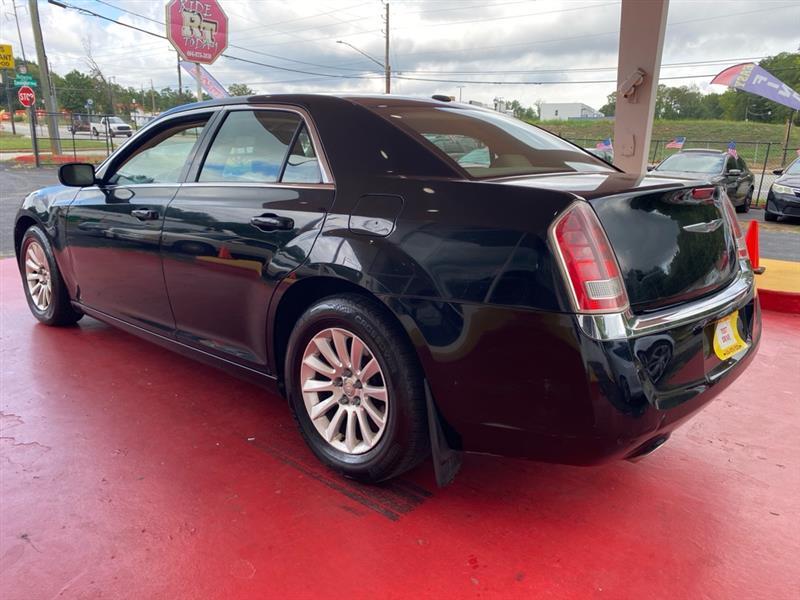 Chrysler 300  2013