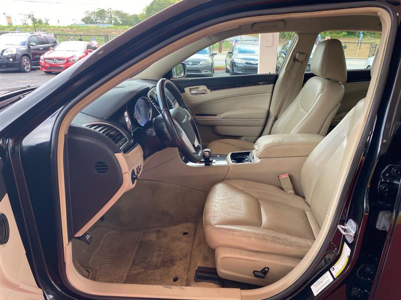 Chrysler 300  2013